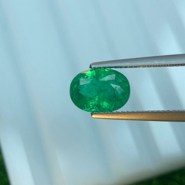 Emerald - 2.11 Cts